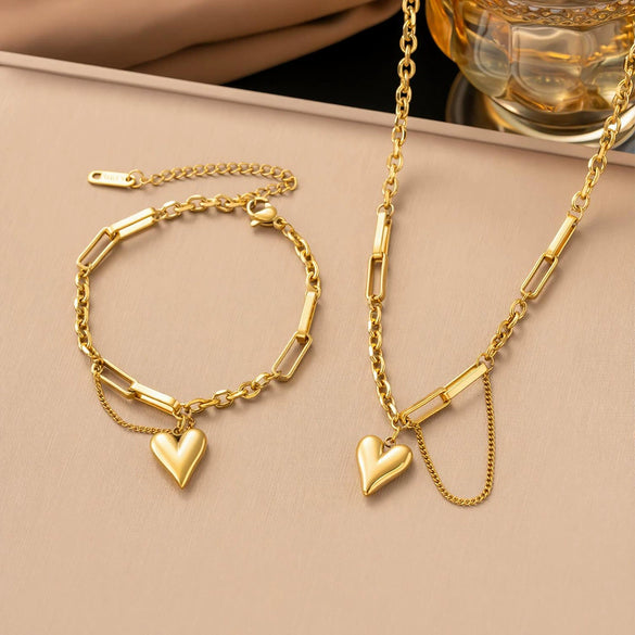 Wholesale Women's Titanium Steel Heartshaped Geometric Real Gold Plated Cross Chain Necklace Jewelry Set
