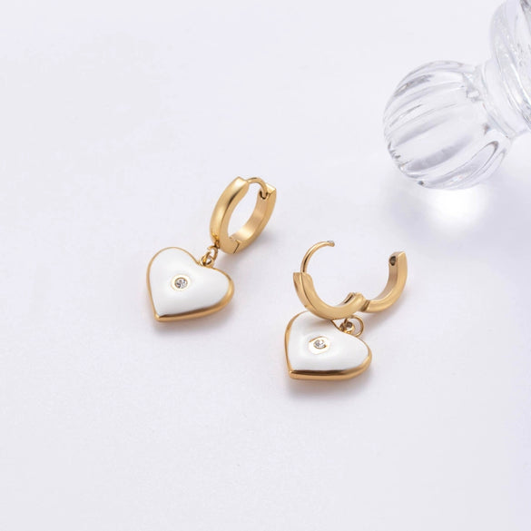 Wholesale Women's Titanium Steel Heartshaped Light Luxury Threedimensional Earrings With Electroplating Treatment