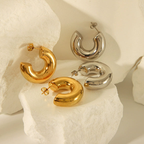 Wholesale Women's Titanium Steel Hollow Earrings Geometric Style 18K Gold Electroplated