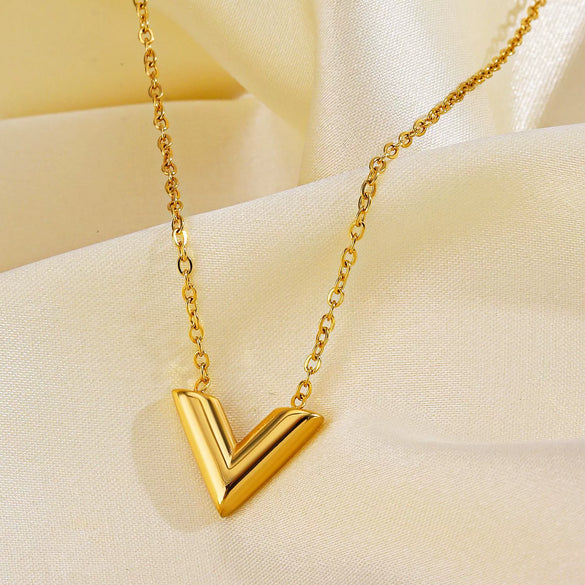 Wholesale Women's Titanium Steel Jewelry Set With V Shaped Cross Chain Letter Design And Electroplating Treatment