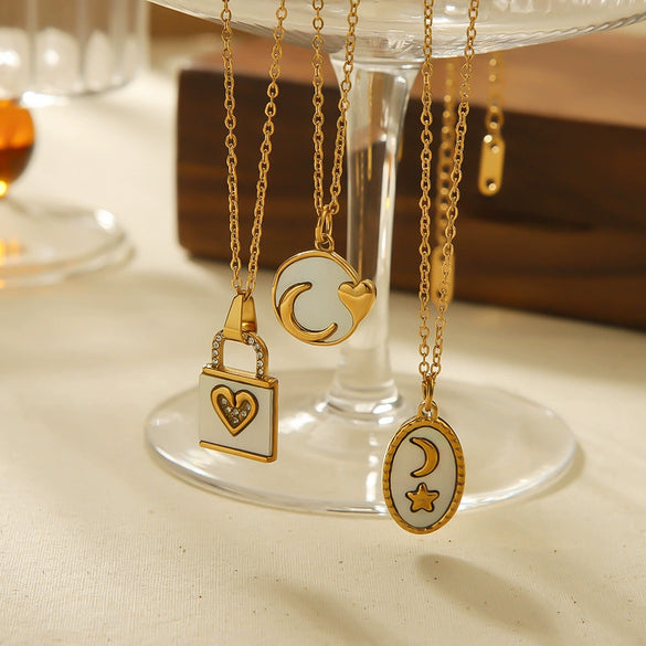 Wholesale Women's Titanium Steel 18K Gold Dripping Oil Heart Pendant Necklace