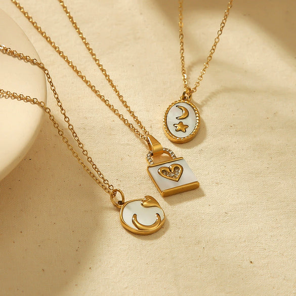Wholesale Women's Titanium Steel 18K Gold Dripping Oil Heart Pendant Necklace