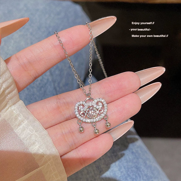 Wholesale Women's Titanium Steel Letter Geometric Light Luxury Inlaid Zircon Necklace With Cross Chain