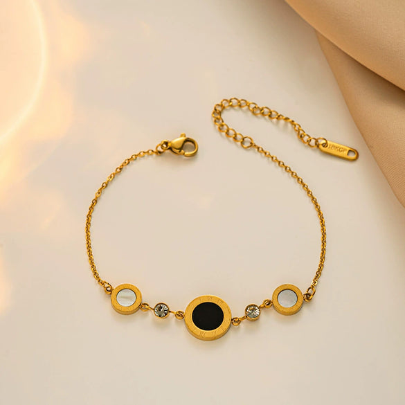 Wholesale Women's Titanium Steel Light Luxury Bracelet With Diamond Treatment Letters Numbers Text Pattern And Roman Disc Design