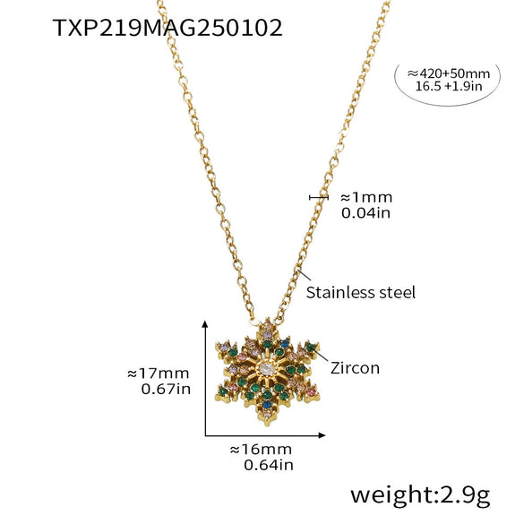 Wholesale Women's Titanium Steel Nonfading Light Luxury Natural Geometric Snowflake Zircon Pendant Clavicle Necklace With Electroplating Treatment