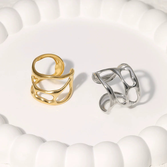 Wholesale Women's Titanium Steel Ring With Irregular Hollow Geometric Design And Electroplating Treatment