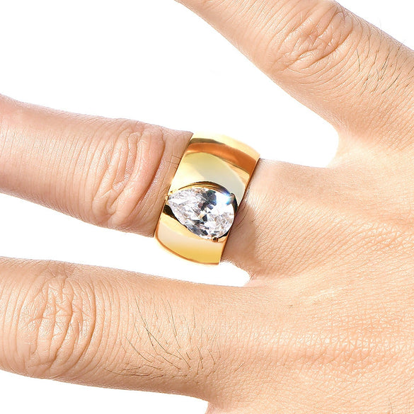 Wholesale Women's Titanium Steel Ring With Love Heart Shape Vacuum Plated Manual Fine Grinding Geometric Design