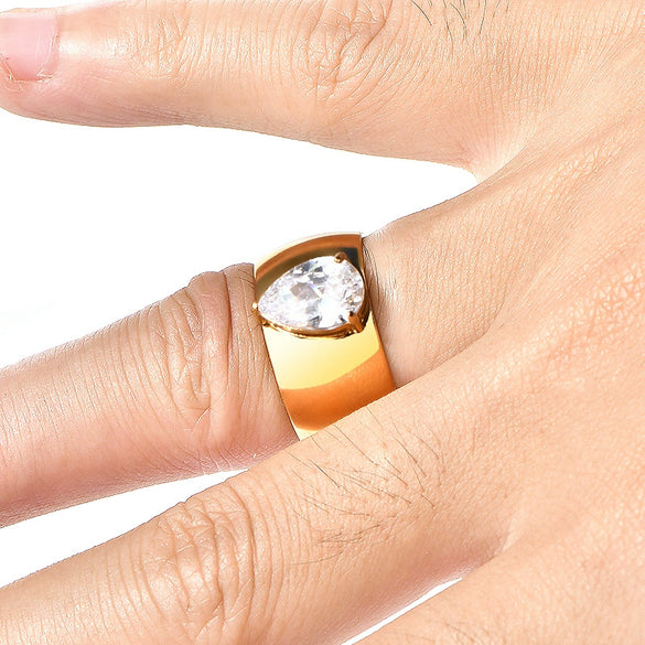 Wholesale Women's Titanium Steel Ring With Love Heart Shape Vacuum Plated Manual Fine Grinding Geometric Design