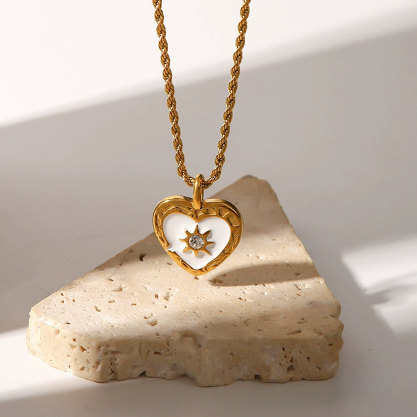 Wholesale Women's Twist Chain Heartshaped Titanium Steel And Stainless Steel Necklace With Transparent Zircon Love Pendant And Electroplating Finish