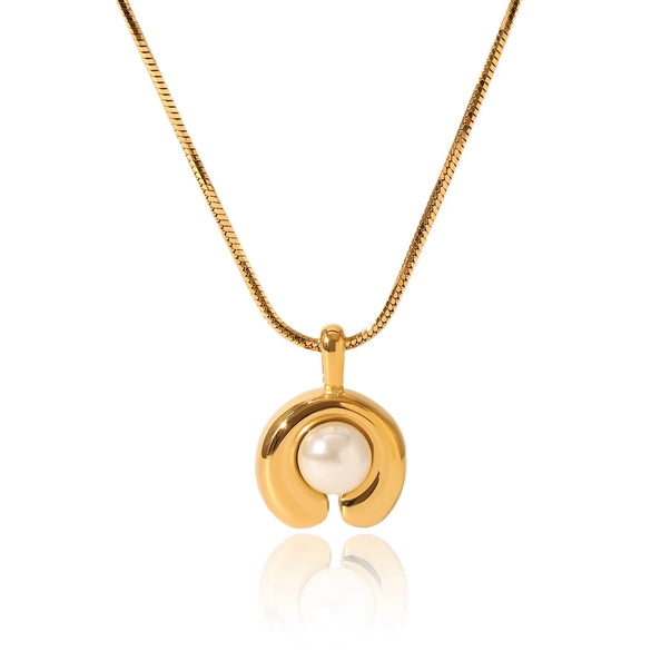 Wholesale Women's U Shaped Inlaid Pearl Titanium Steel And Stainless Steel Necklace With Vacuum Electroplating And Snake Bone Chain