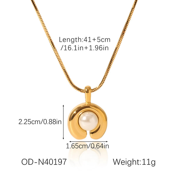 Wholesale Women's U Shaped Inlaid Pearl Titanium Steel And Stainless Steel Necklace With Vacuum Electroplating And Snake Bone Chain
