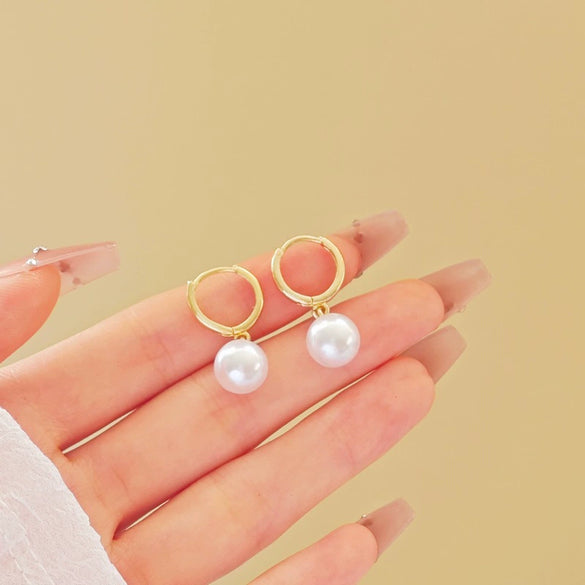 Wholesale Women's Vintage Elegant Water Drop Shape Zinc Alloy Earrings With Electroplating Treatment Light Luxury Style