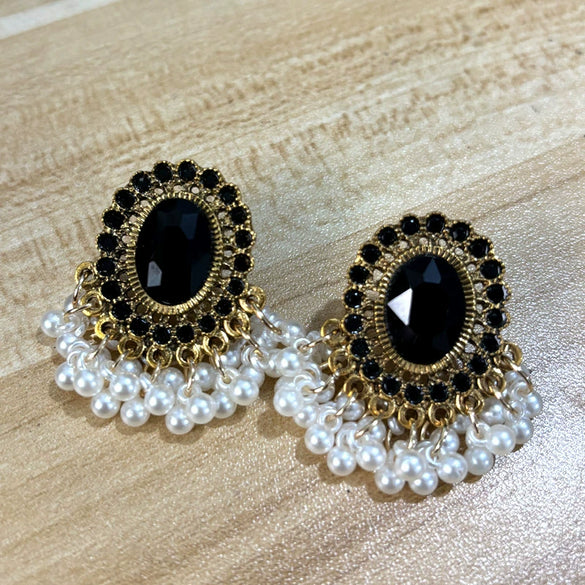 Wholesale Women's Vintage Geometric Alloy Rhinestone Pearl Drop Earrings
