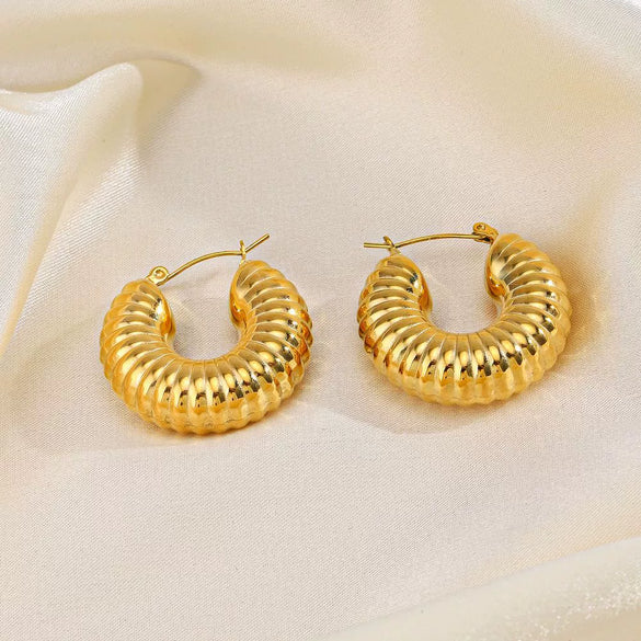 Wholesale Women's Vintage Geometric Stainless Steel 18K Gold Plated Hollow Earrings