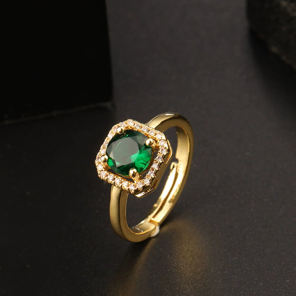 Wholesale Women's Vintage Green Gemstone Snake Animal Pattern Copper Electroplated Ring