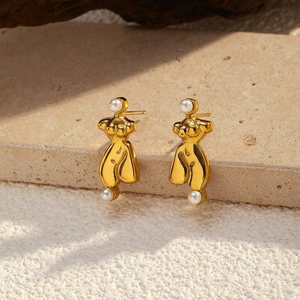 Wholesale Women's Vintage Imitation Pearl Earrings Retro Style Titanium Steel 18K Goldplated Ear Jewelry