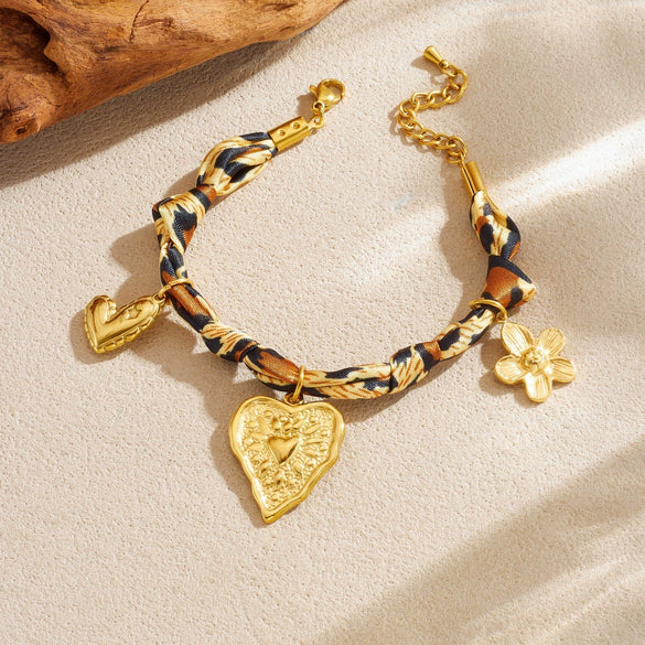 Wholesale Women's Vintage Leopard Print Gold Plated Stainless Steel Heart Shape Pendant Bracelet
