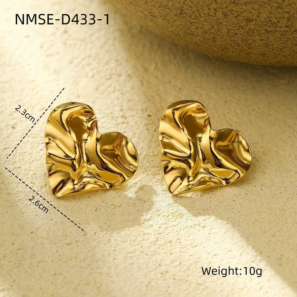 Wholesale Women's Vintage Pleated Water Ripple Heart Shape Titanium Steel Electroplated Earrings