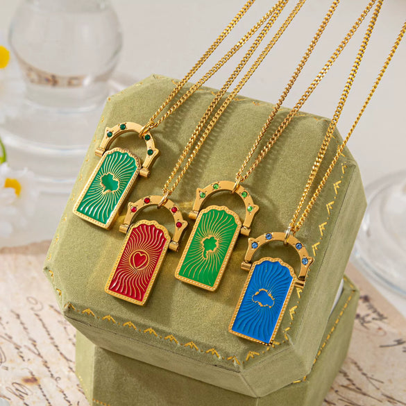 Wholesale Women's Vintage Retro Rotatable Tarot Heart And Fourleaf Clover Tree Of Life 18K Gold Plated Titanium Steel Necklace With Ball Chain