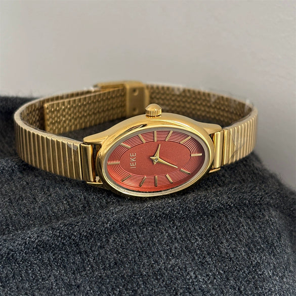 Wholesale Women's Vintage Snakeshaped Chain Watch With Alloy Case And Metal Strap