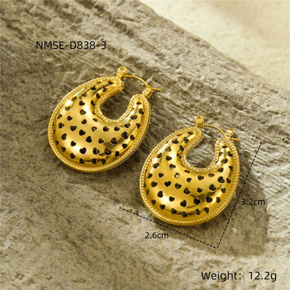 Wholesale Women's Vintage Stainless Steel 18K Electroplated Ushaped Hollow Starshaped Moon Earrings