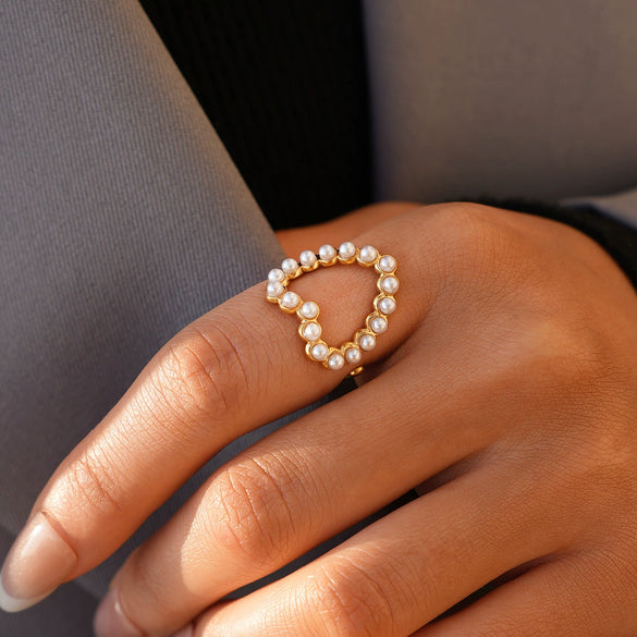 Wholesale Women's Vintage Style Stainless Steel Love Shape Pearl Ring With Pvd Furnace Vacuum Real Gold Plating