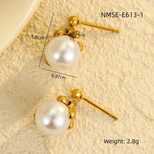 Wholesale Women's Vintage Titanium Steel And Stainless Steel Goldplated Petals Inlaid With Zircon Pearl Pendant Earrings