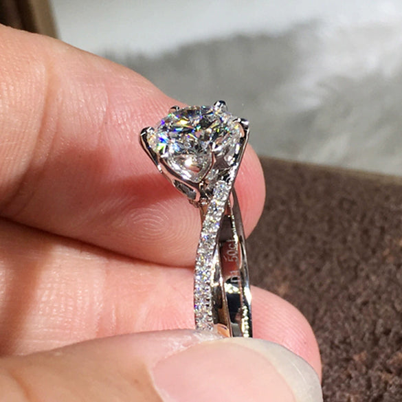 Wholesale Women's Wedding Ring Copper Zircon Light Luxury Geometric Twisted Arm Snowflake Jewelry