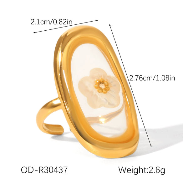 Wholesale Women's White Flower Ring In Titanium Steel With Vacuum Plating Non Fading High End Sense