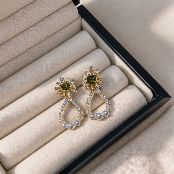 Wholesale Women's Zinc Alloy Electroplated Flower Drop Shape Earrings