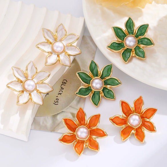 Wholesale Women's Zinc Alloy Fresh Style Oil Dropping Flower Earrings
