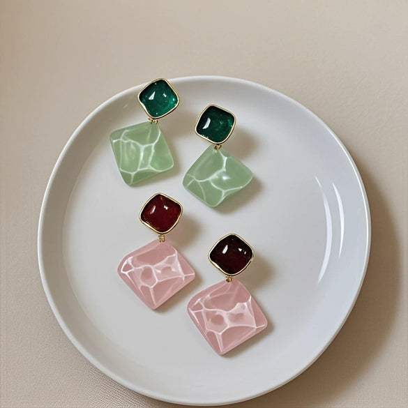 Wholesale Women's Zinc Alloy Geometric Little Fresh Rhombus Electroplated Earrings