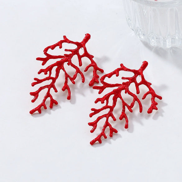 Wholesale Women's Zinc Alloy Geometric Pattern Fashion Retro Earrings With Electroplating