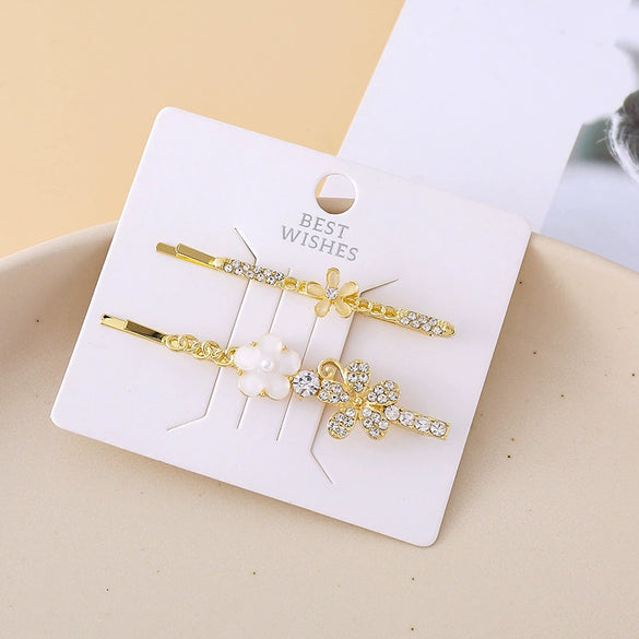Wholesale Women's Zinc Alloy Handmade Daisy Pattern Word Clip Hairpin