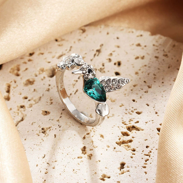 Wholesale Women's Zinc Alloy Hummingbird Ring With Diamond Design