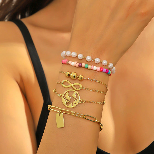 Wholesale Women's Zinc Alloy Multilayer Bracelet Retro Simple Style With Heart And Geometric Patterns Electroplated