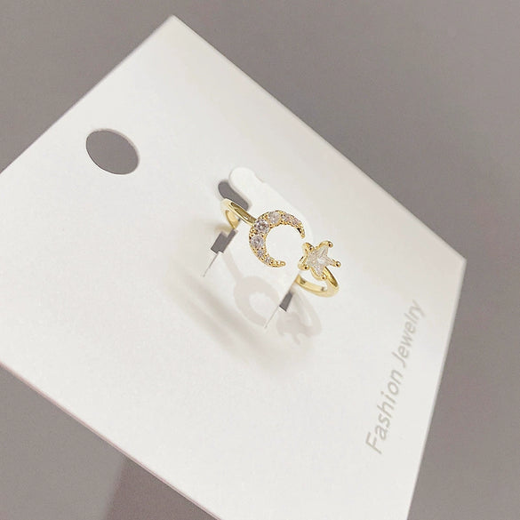Wholesale Women's Zinc Alloy Star Open Finger Ring With Micropaved Zircon And Electroplating
