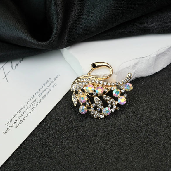 Wholesale Zinc Alloy Animal Style Brooch With Electroplating For Unisex Clothing Accessories