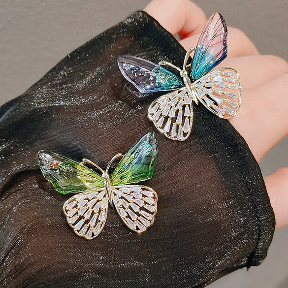 Wholesale Zinc Alloy Butterfly And Flower Brooch With Electroplating For Women