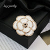 Wholesale Zinc Alloy Flower Shaped And Patterned Electroplated Brooch For Women As Silk Scarf Buckle And Suit Pin Accessories
