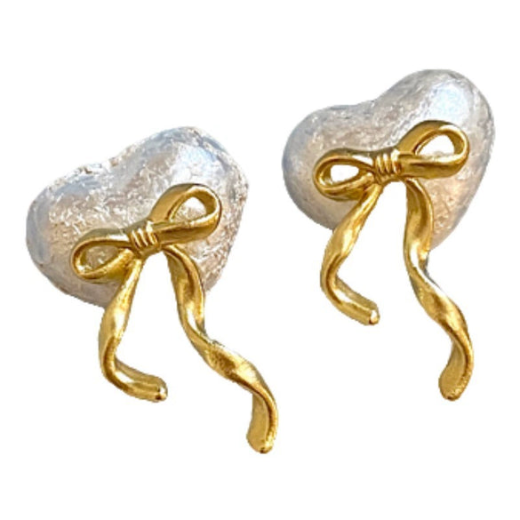 Wholesale Zinc Alloy Heart Bow Earrings For Women Light Luxury Electroplated