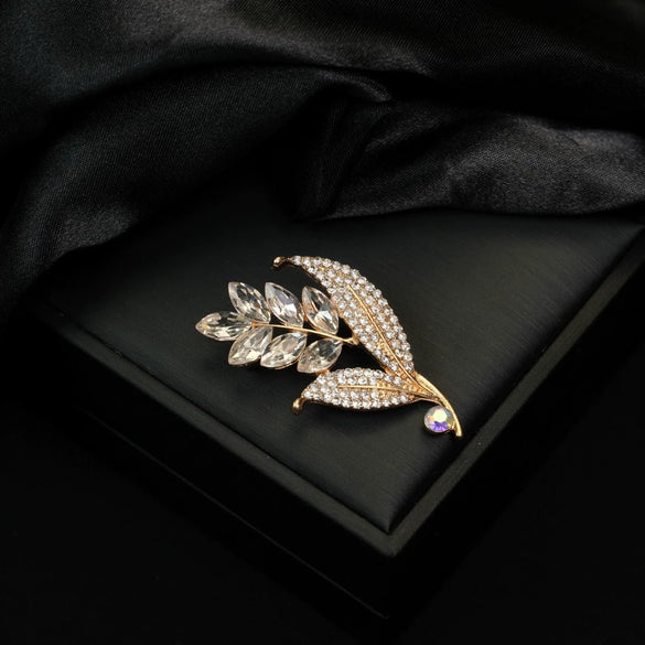 Wholesale Zinc Alloy Leaf Pattern Electroplated Brooch Court Retro Style