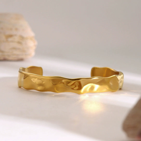 Wide Open Wave Hammer Stainless Steel Bracelet With 18K Gold Electroplating And Geometric Style