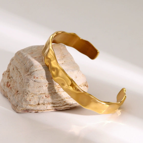 Wide Open Wave Hammer Stainless Steel Bracelet With 18K Gold Electroplating And Geometric Style