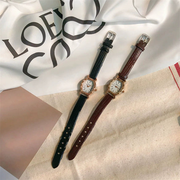 Wine Barrel Quartz Watch Alloy Oval Dial Imitation Leather Strap Stainless Steel Clasp For Female Students