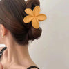 Women'S Elegant Flower Plastic Resin Hair Claws