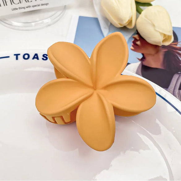Women'S Elegant Flower Plastic Resin Hair Claws