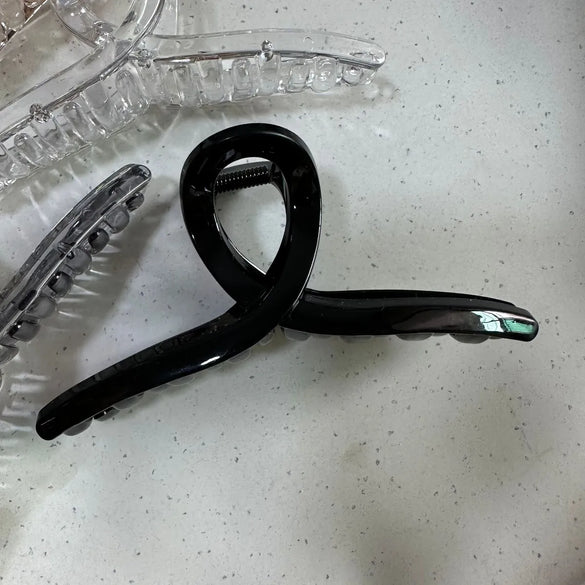 Women'S Simple Style Solid Color Plastic Stoving Varnish Hair Claws