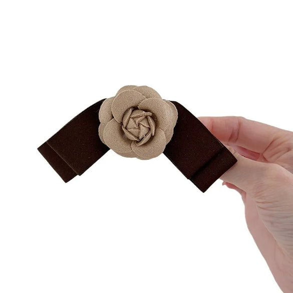 Women'S Sweet Simple Style Flower Cloth Hair Clip