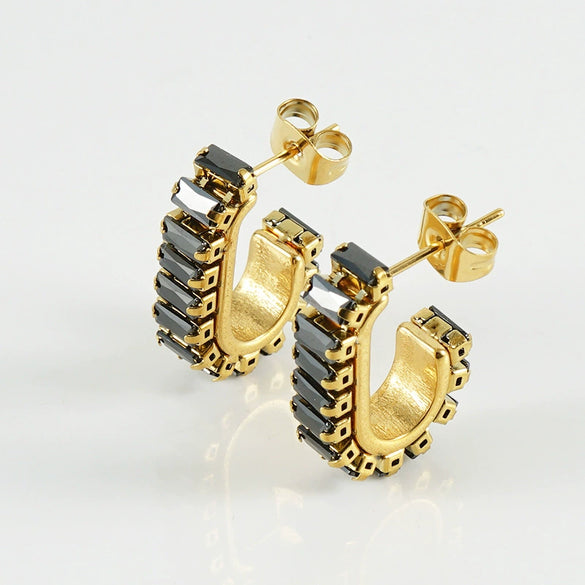Women 316L Stainless Steel U Shaped Geometric Diamond Earrings With 18K Vacuum Plating And Electroplating Treatment
